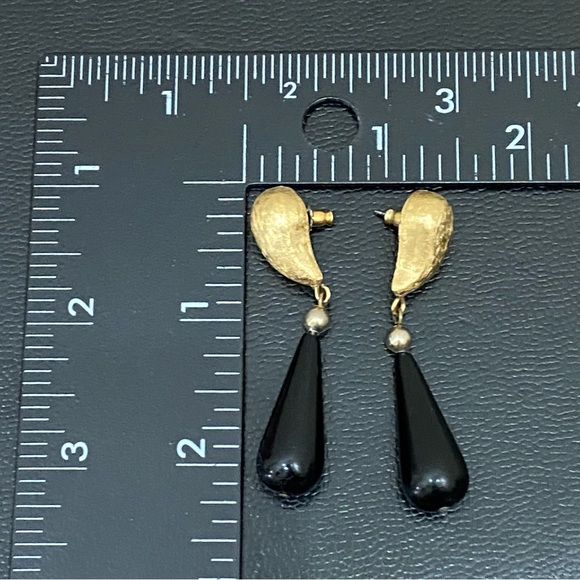 Vintage GIVENCHY Signed Brushed Gold-tone Black Teardrop Dangle Earrings 10.6g - Picture 8 of 14
